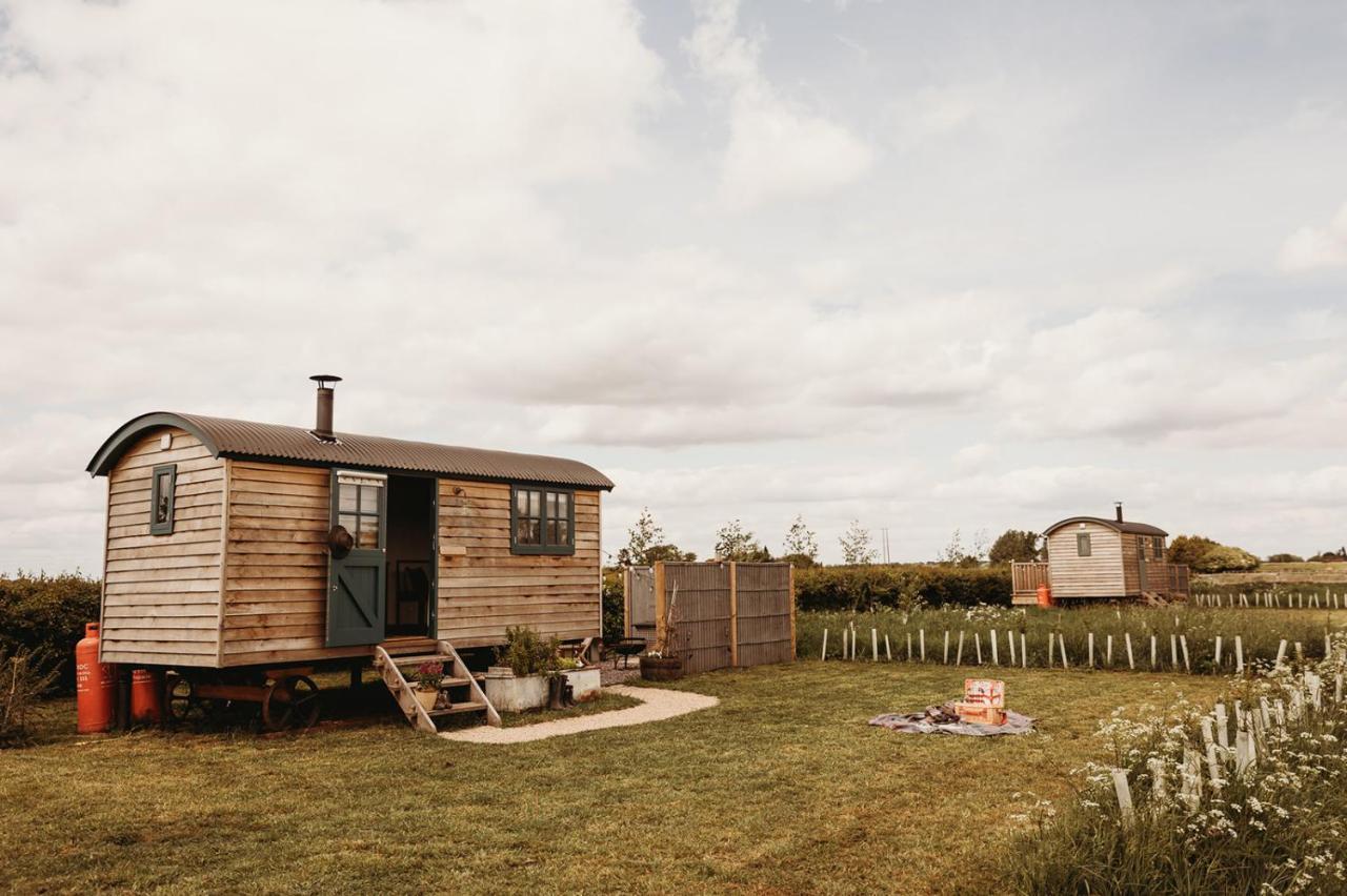 Fenland Retreats At Willow Grange Farm เคมบริดจ์ ภายนอก รูปภาพ